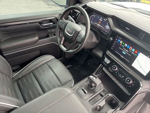 Used 2025 GMC Sierra 1500 AT4X image 34