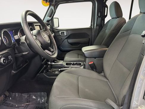 Used 2023 Jeep Wrangler Unlimited Sport AWD/4WD image 7