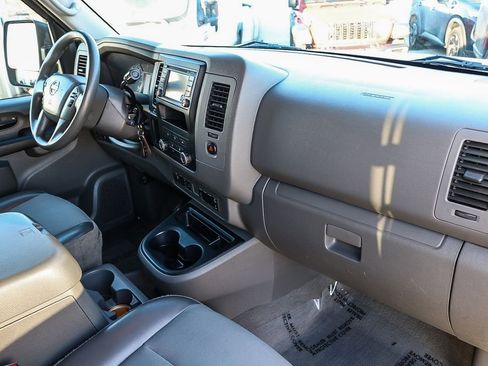 Used 2016 Nissan NV 3500 SV w/ SV Technology Package image 14