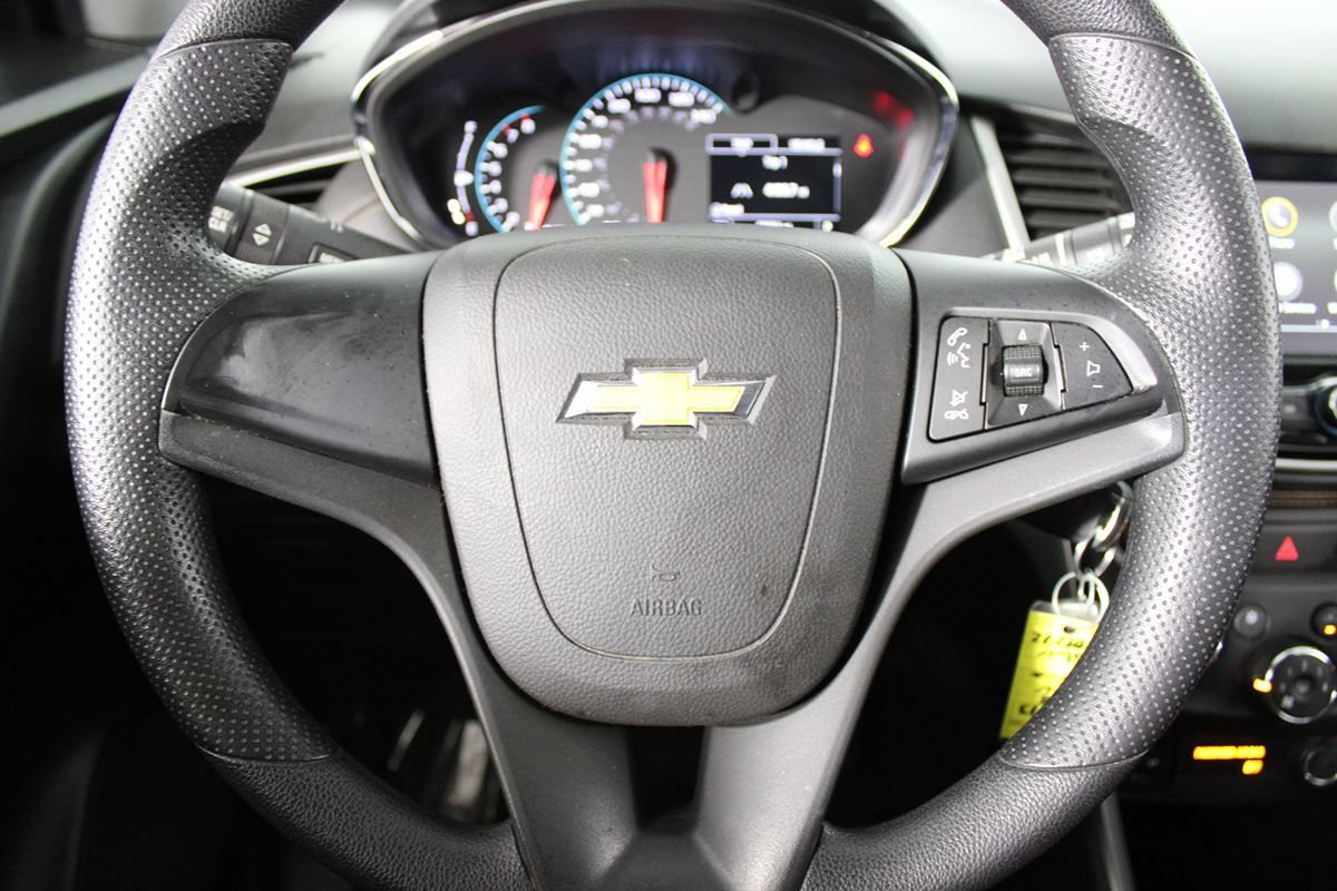 Used 2018 Chevrolet Trax LS FWD image 10