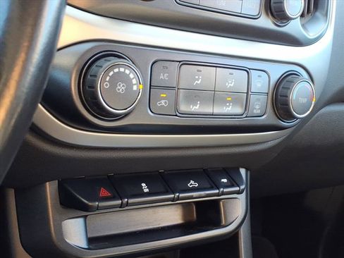 Used 2016 Chevrolet Colorado LT w/ LT Convenience Package image 14