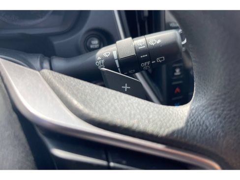 Certified 2024 Subaru Impreza 2.0i Sport AWD/4WD image 38