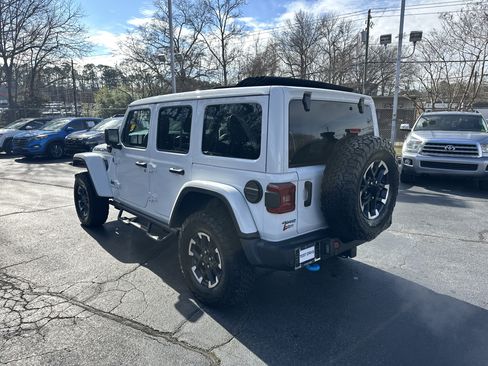 Used 2024 Jeep Wrangler Unlimited Rubicon 4xe image 7