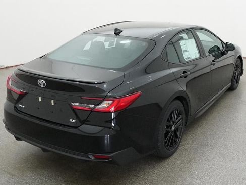 New 2026 Toyota Camry SE w/ Convenience Package FWD image 8