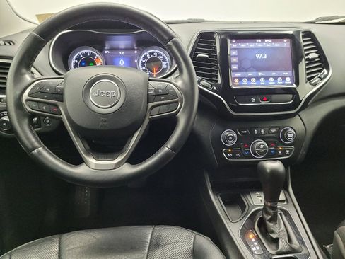 Used 2020 Jeep Cherokee Limited FWD image 22