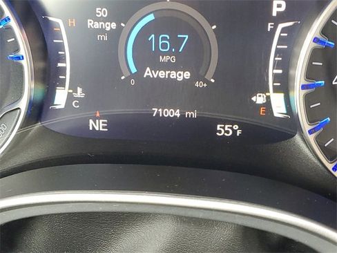 Certified 2021 Chrysler Pacifica Touring-L w/ Uconnect Theater Family Group image 22