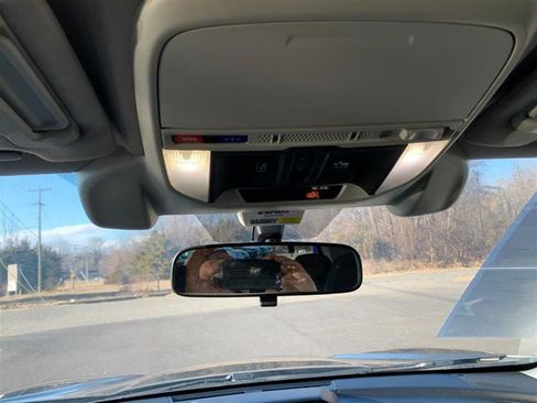 Used 2021 Subaru Forester Premium image 37