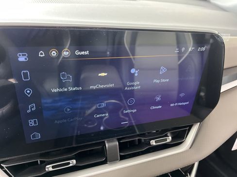 New 2026 Chevrolet Equinox LT w/ Convenience Package II FWD image 28