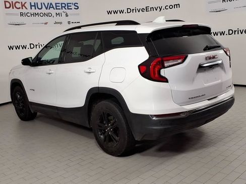 Used 2022 GMC Terrain AT4 AWD/4WD image 6