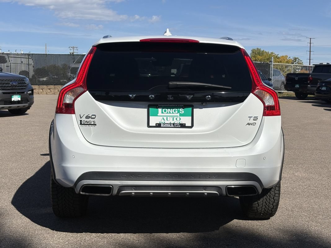 Used 2017 Volvo V60 T5 Cross Country w/ Convenience Package AWD/4WD image 7