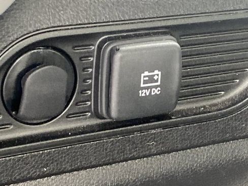 Used 2023 Jeep Grand Cherokee Limited AWD/4WD image 7