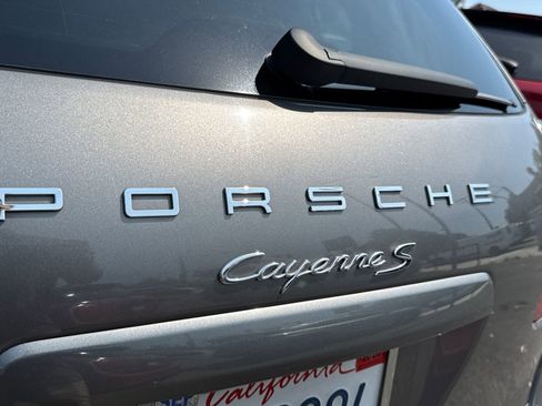 Used 2014 Porsche Cayenne S AWD/4WD image 2