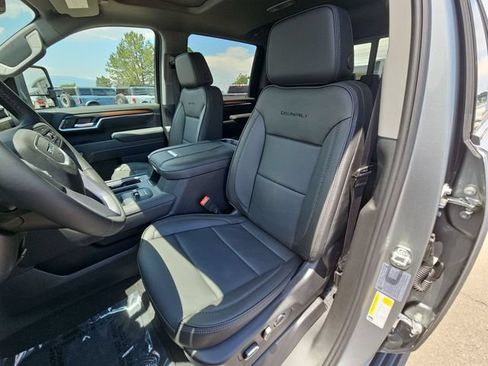 New 2026 GMC Sierra 2500 Denali w/ Denali Reserve Package AWD/4WD image 18