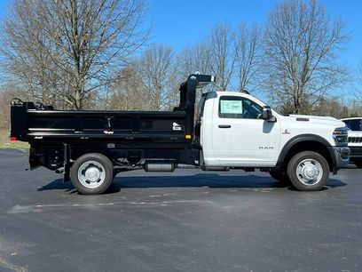 New 2026 RAM 5500 4x4 Regular Cab