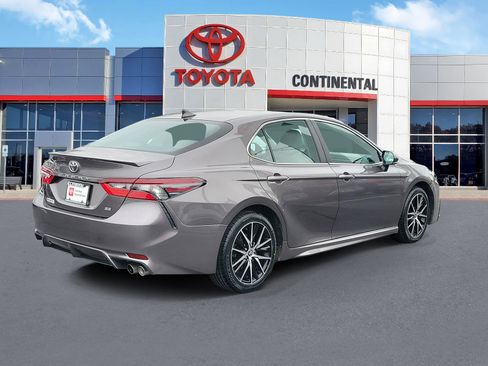 Certified 2024 Toyota Camry SE FWD image 5