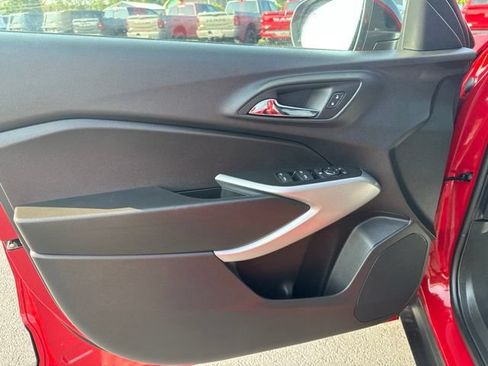 New 2026 Chevrolet Trax RS w/ Sunroof Package FWD image 11