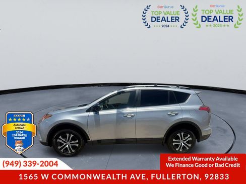 Used 2018 Toyota RAV4 LE w/ Carpet Mat Package AWD/4WD image 3