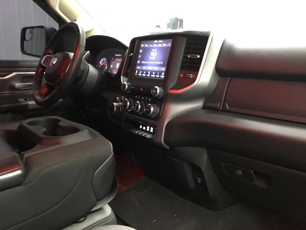 Used 2020 RAM 1500 Big Horn AWD/4WD image 23