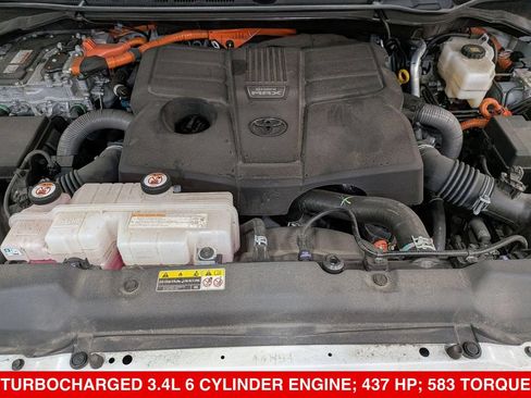 Used 2024 Toyota Tundra Platinum AWD/4WD image 35