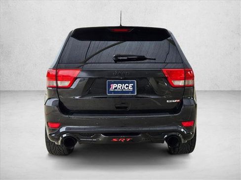 Used 2012 Jeep Grand Cherokee SRT8 w/ Luxury Group II AWD/4WD image 6