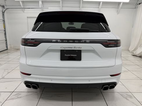 Used 2023 Porsche Cayenne Turbo AWD/4WD image 13