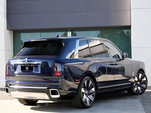 New 2026 Rolls-Royce Cullinan image 2
