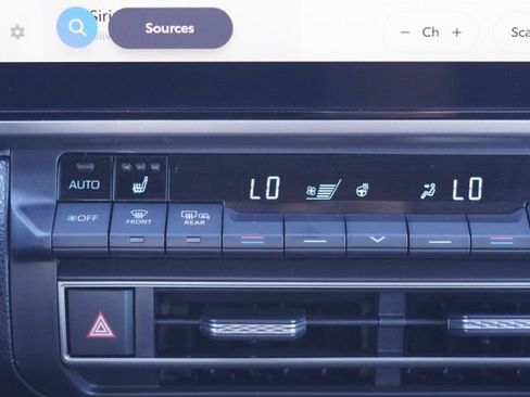 Used 2026 Toyota Camry XSE FWD image 30