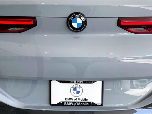Used 2026 BMW X6 xDrive40i w/ Premium Package AWD/4WD image 30