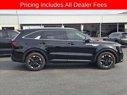 Used 2025 Kia Sorento S w/ Panoramic Sunroof Package