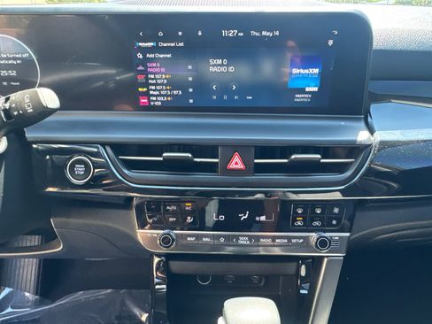 Used 2024 Kia Seltos S FWD image 28