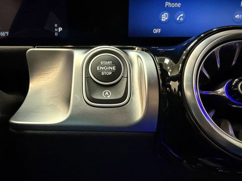 Used 2024 Mercedes-Benz GLB 250 image 24