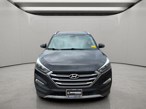 Used 2017 Hyundai Tucson Sport image 7