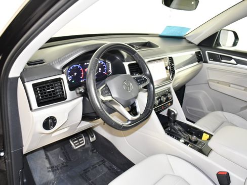 Used 2021 Volkswagen Atlas SEL Premium AWD/4WD image 37