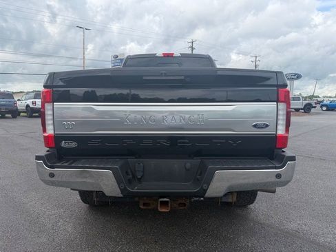 Used 2017 Ford F250 King Ranch w/ King Ranch Ultimate Package AWD/4WD image 4