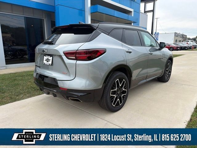 Used 2023 Chevrolet Blazer RS w/ Driver Confidence II Package AWD/4WD image 5
