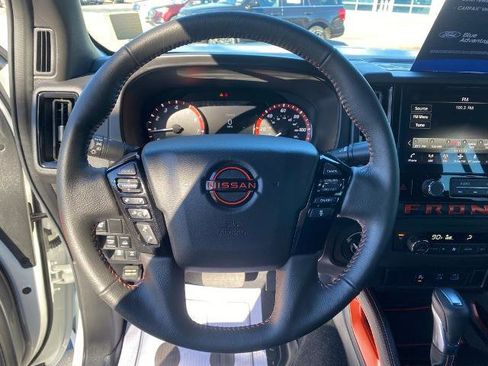 Used 2025 Nissan Frontier PRO-4X image 17