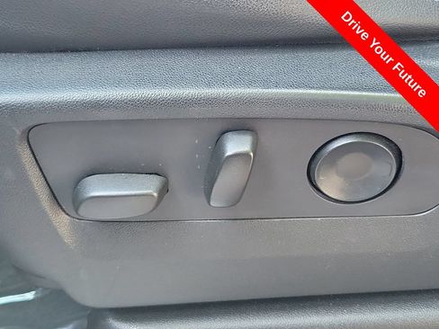 Used 2021 Chevrolet Tahoe LT RWD image 19