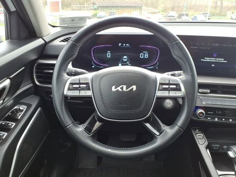 Used 2024 Kia Telluride S w/ S Sunroof Package image 23