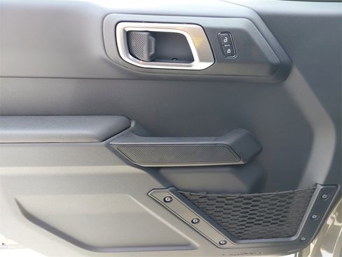 New 2025 Ford Bronco Badlands w/ Sasquatch Package image 29