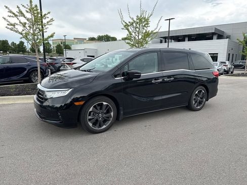 Used 2023 Honda Odyssey Elite image 11