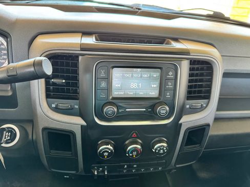 Used 2018 RAM 3500 Tradesman w/ Chrome Appearance Group AWD/4WD image 14