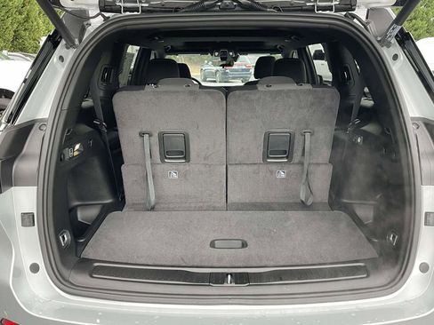 New 2025 Jeep Grand Cherokee L Laredo w/ Luxury Tech Group I image 23