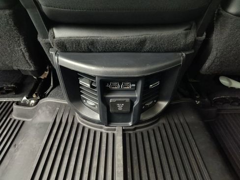 Used 2019 RAM 2500 Laramie AWD/4WD image 22