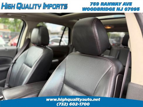 Used 2014 Ford Edge Limited w/ Equipment Group 301A AWD/4WD image 42