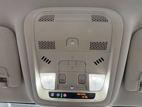 Used 2023 Cadillac XT6 Premium Luxury w/ LPO, Floor Liner Package AWD/4WD image 22