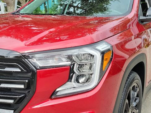 Certified 2023 GMC Terrain SLE w/ Driver Convenience Package FWD image 10