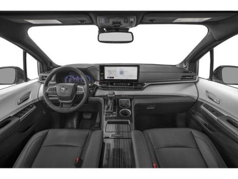 New 2026 Toyota Sienna XSE FWD image 10
