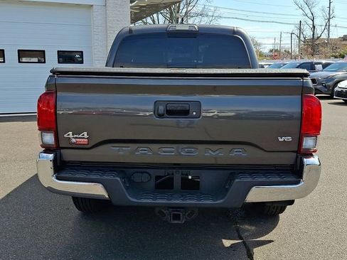 Used 2019 Toyota Tacoma SR5 image 5