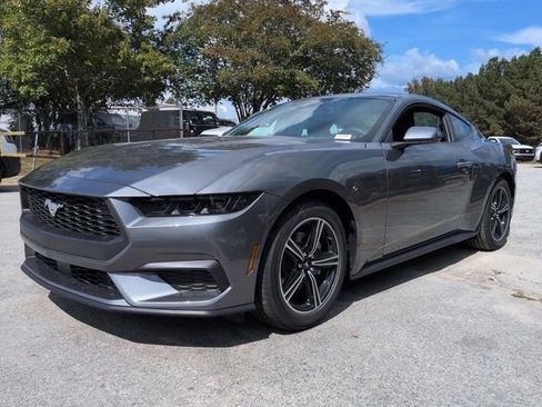 New 2025 Ford Mustang Coupe image 7