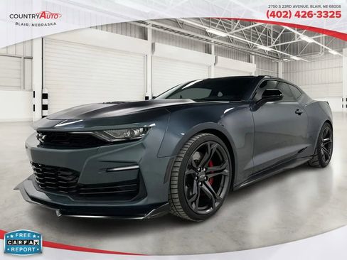 Used 2021 Chevrolet Camaro SS image 2